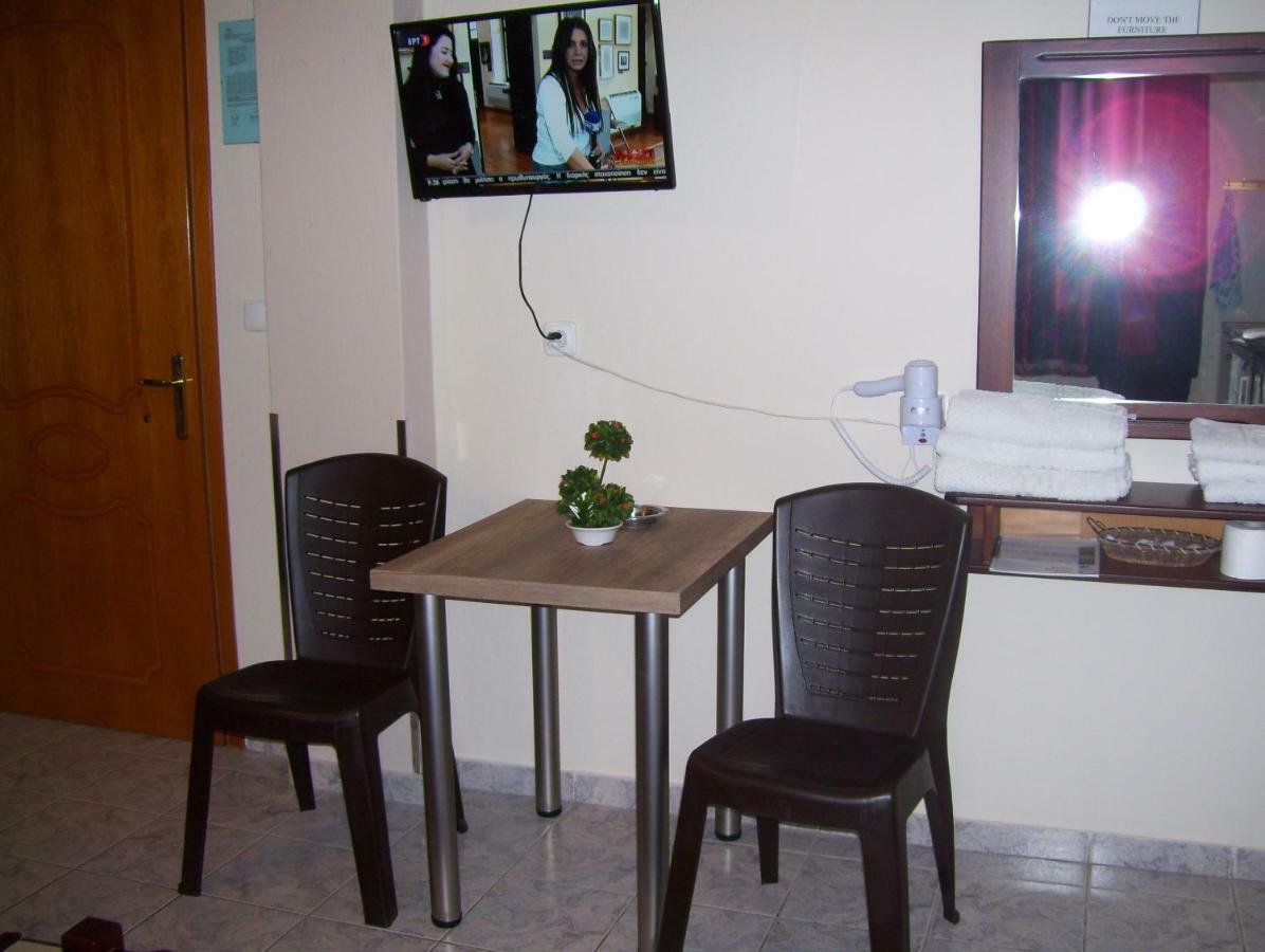 Verginia Studios Korinós Buitenkant foto